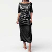 Super Samoa 685 Tribal Tattoo Puletasi Samoan Ornament Pattern Black Edition LT03 Long Dress Black - Polynesian Pride