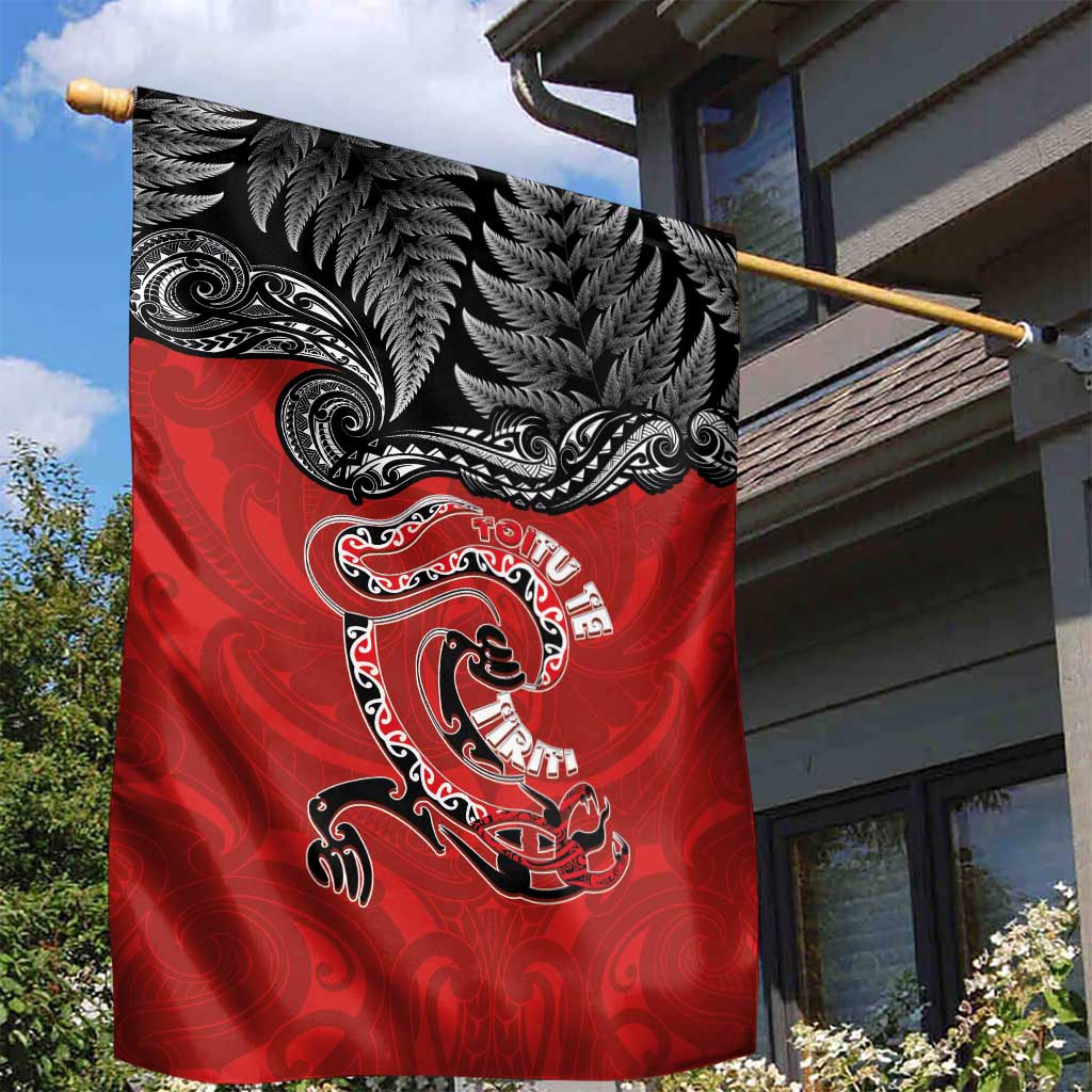 Aotearoa Toitu Te Tiriti Garden Flag Taniwha Tribal Motifs LT03 - Polynesian Pride