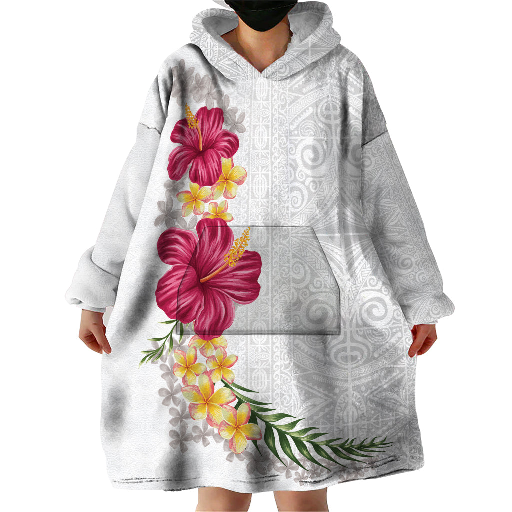 Hawaiian Plumeria and Hibiscus Wearable Blanket Hoodie White Mode
