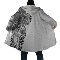 Hawaiian Traditional Tattoos Cloak Kakau Tribal Tropical Plant Motif White Color