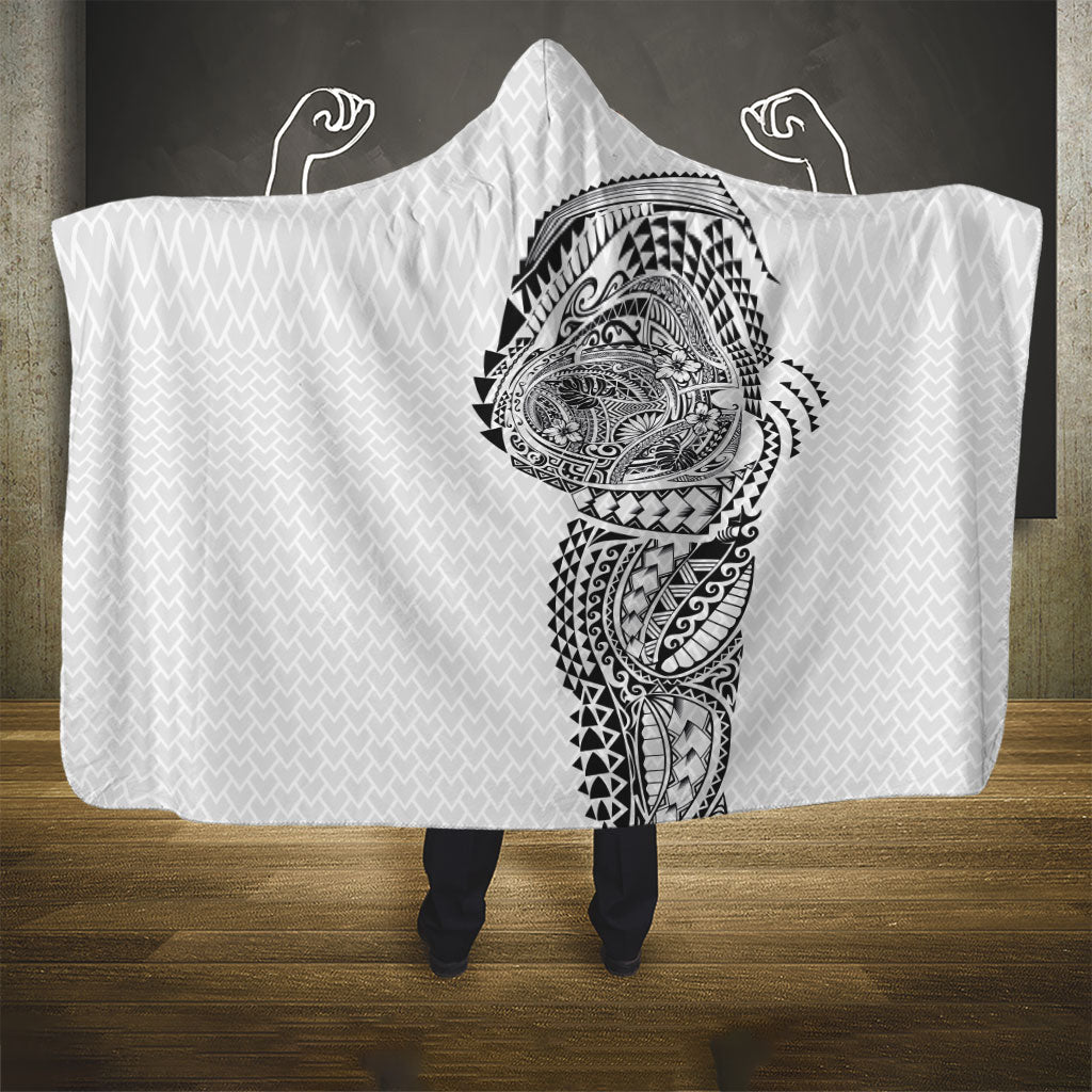 Hawaiian Traditional Tattoos Hooded Blanket Kakau Tribal Tropical Plant Motif White Color