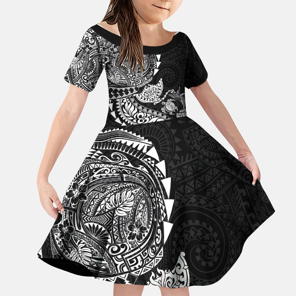 Hawaiian Kakau Tribal Sea Animals Tattoos Family Matching Off Shoulder Maxi Dress and Hawaiian Shirt Black Color