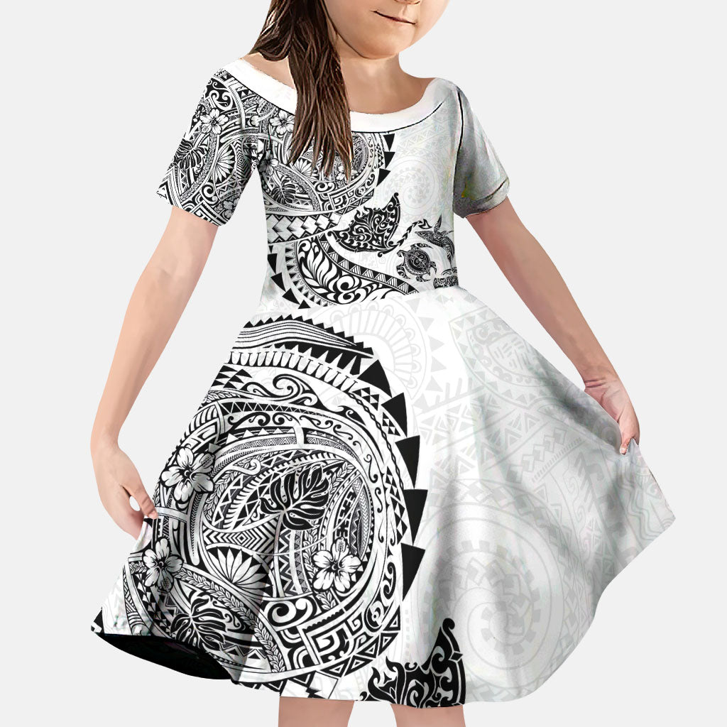Hawaiian Kakau Tribal Sea Animals Tattoos Family Matching Puletasi and Hawaiian Shirt White Color