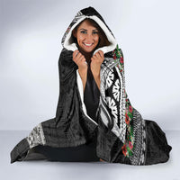 Fiji Hibiscus Hooded Blanket Tapa Masi Motifs with Tropical Plants LT03 - Polynesian Pride