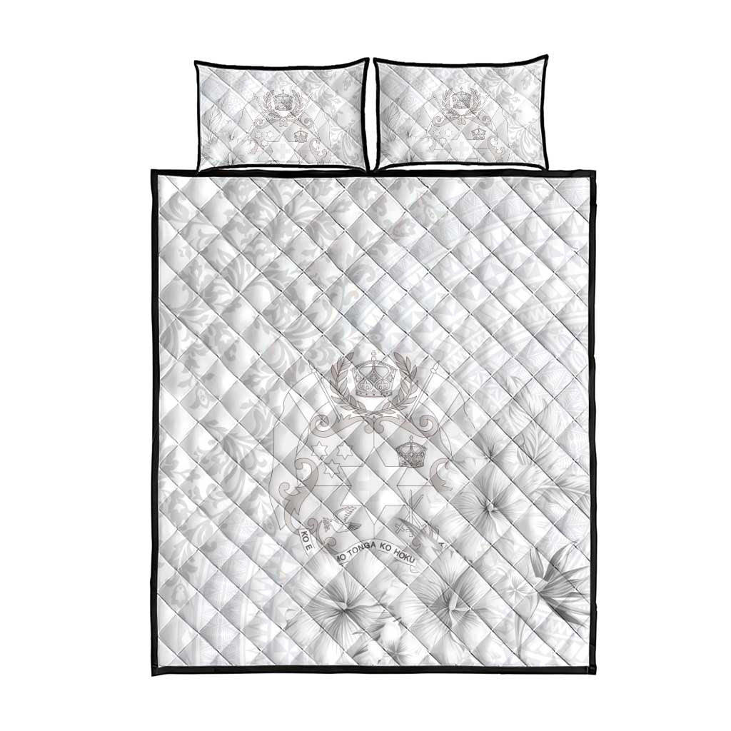 Tonga Faka Sepitema Quilt Bed Set Ngatu and Floral Pattern with Blooming Hibiscus