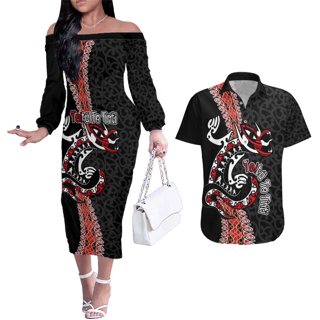 Aotearoa Toitu Te Tiriti Couples Matching Off The Shoulder Long Sleeve Dress and Hawaiian Shirt Maori Taniwha Haka - Honour the Treaty LT03 Black - Polynesian Pride