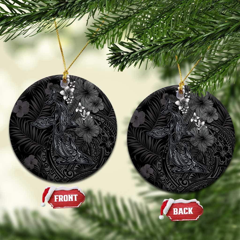 Hawaiian Tropical Plants and Tribal Whales Ceramic Ornament Polynesian Art Tattoo Grayscale LT03 Circle Black - Polynesian Pride