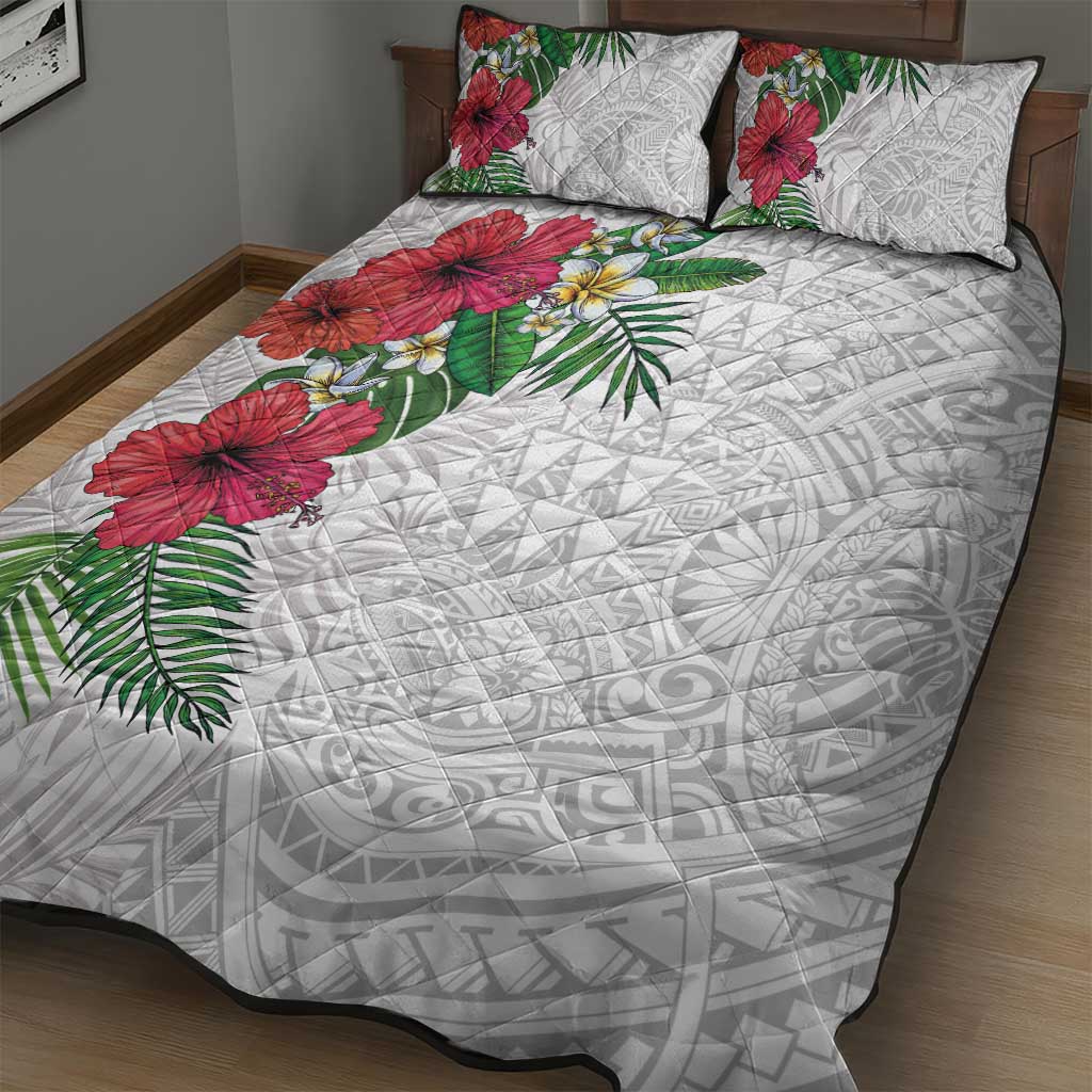 Hawaiian Tropical Plants Quilt Bed Set Kakau Tattoo and Polynesian Pattern Half White Color LT03 - Polynesian Pride