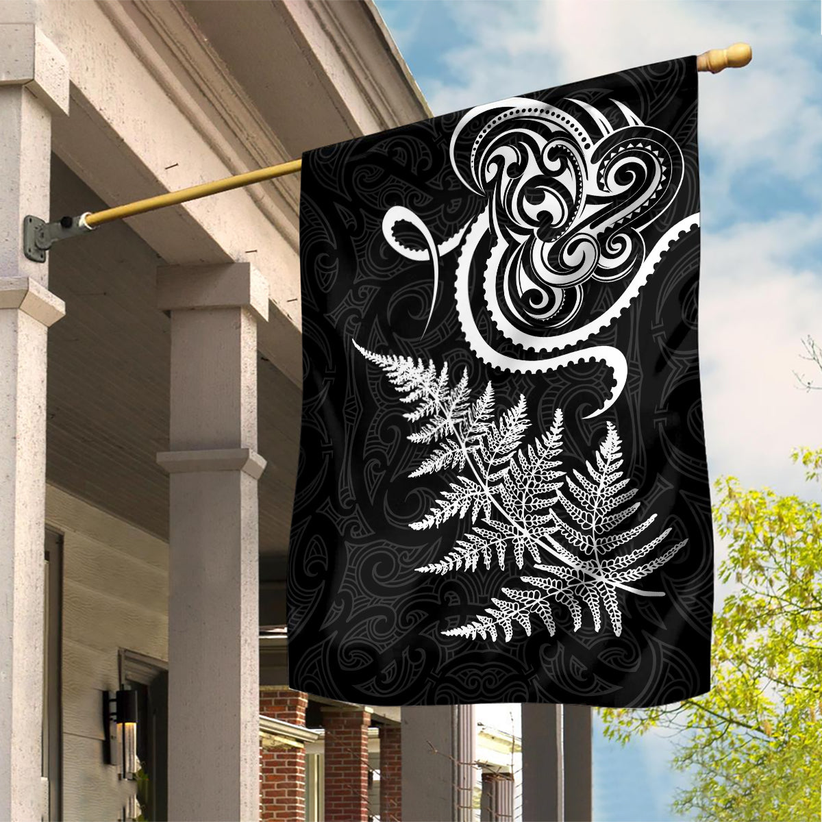 New Zealand Octopus Tattoo and Fern Garden Flag Maori Pattern LT03 House Flag Black - Polynesian Pride