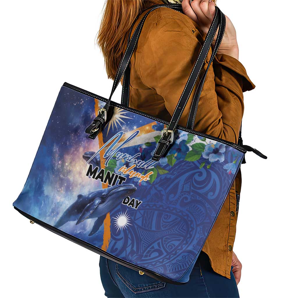 Marshall Islands Manit Day Leather Tote Bag Grunge National Flag with Whales and Tribal Tattoos - Polynesian Pride