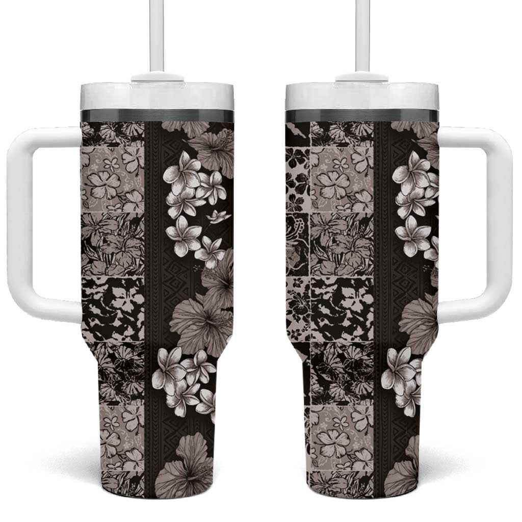 Hawaiian Hibiscus and Tropical Leaves Tumbler With Handle Patchwork Grunge Abstract Vintage Style Grayscale Color