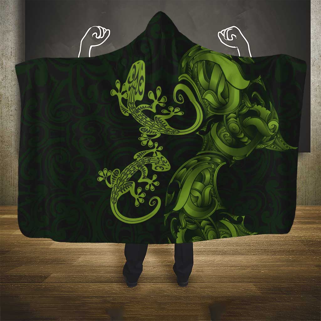 New Zealand Gecko Maori Art Tattoo Hooded Blanket LT03 - Polynesian Pride