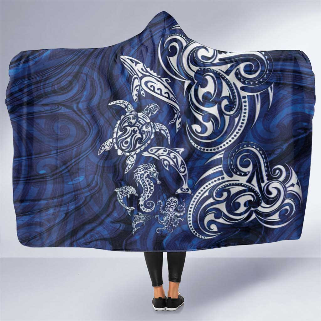 New Zealand Connecting with Seas Hooded Blanket Maori Tribal and Sea Animals Tattoo - White Glass Style