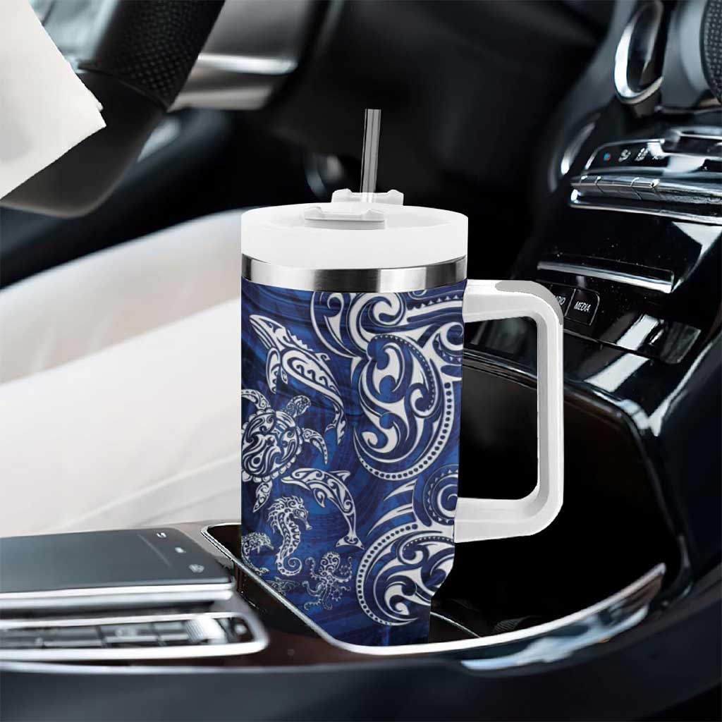 New Zealand Connecting with Seas Tumbler With Handle Maori Tribal and Sea Animals Tattoo - White Glass Style