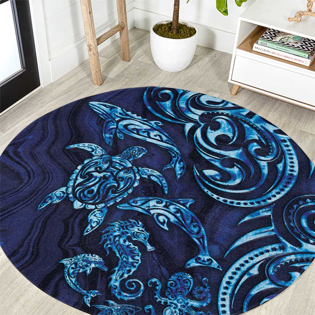 New Zealand Connecting with Seas Round Carpet Maori Tribal and Sea Animals Tattoo - Sea Texture Glass Style