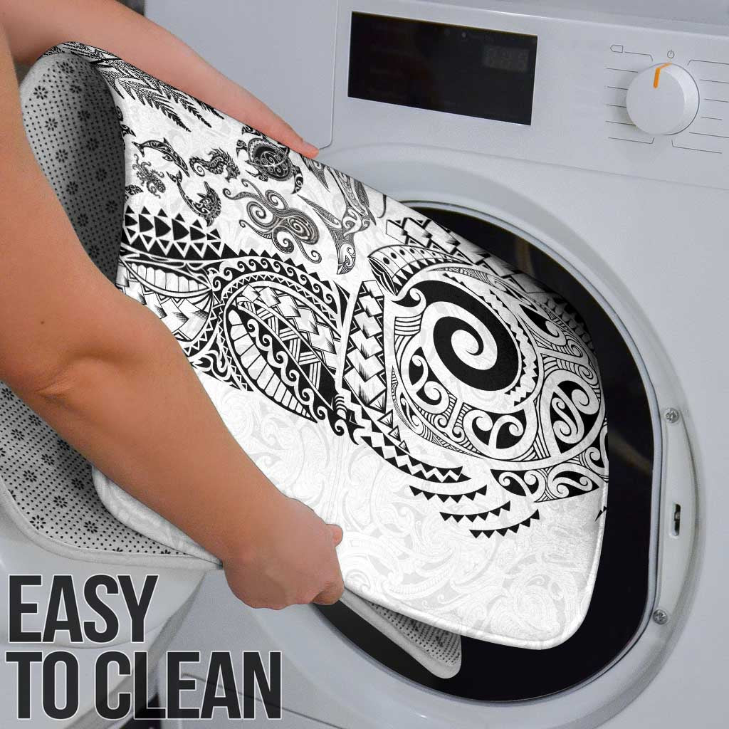 New Zealand Sea Animals Bathroom Set with Maori Koru Tribal Tattoo and Silver Ferns White Color