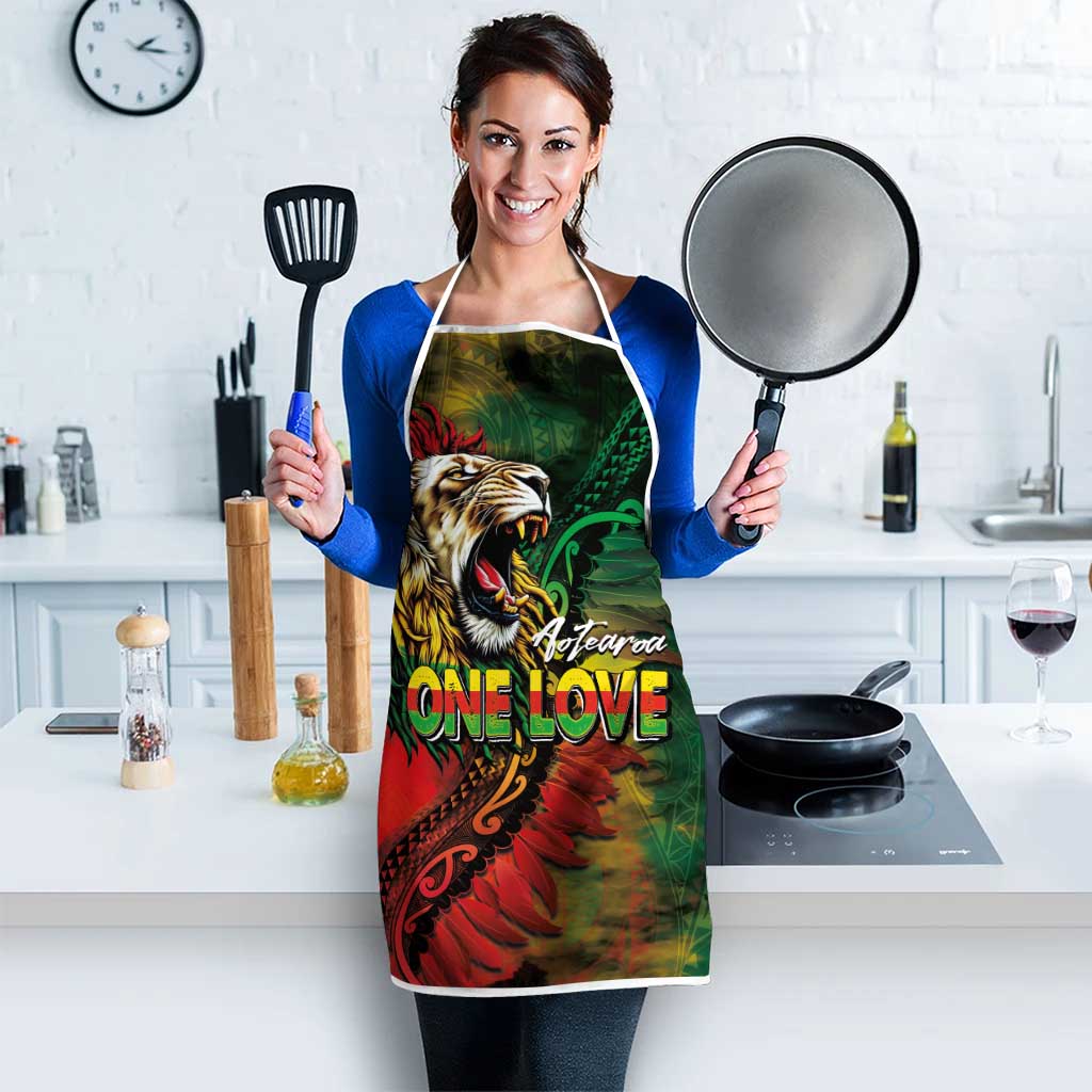 Aotearoa One Love Apron Reggae Lion with Kakahu Huruhuru LT03 - Polynesian Pride