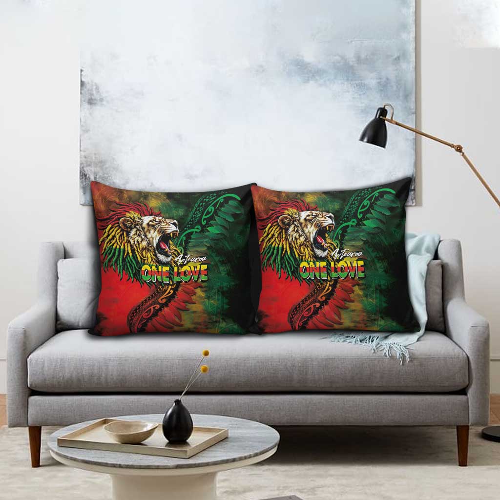 Aotearoa One Love Pillow Cover Reggae Lion with Kakahu Huruhuru LT03 - Polynesian Pride