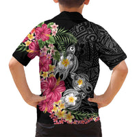 Hawaiian Tropical Flowers and Tribal Turtles Family Matching Puletasi and Hawaiian Shirt Polynesian Art Motifs Black Color - Polynesian Pride