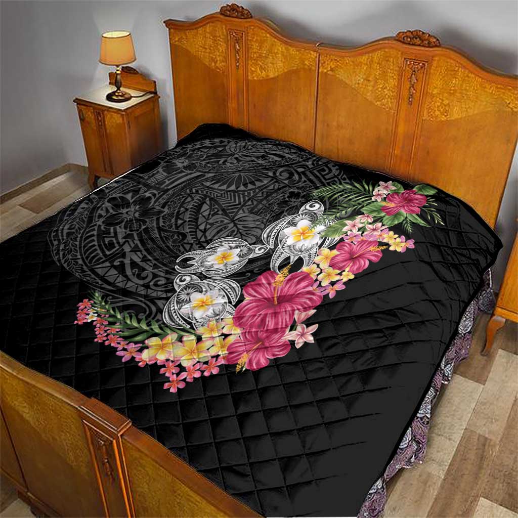 Hawaiian Tropical Flowers and Tribal Turtles Quilt Polynesian Art Motifs Black Color - Polynesian Pride