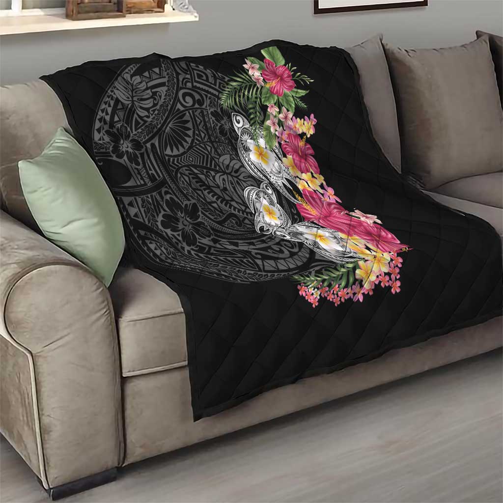 Hawaiian Tropical Flowers and Tribal Turtles Quilt Polynesian Art Motifs Black Color - Polynesian Pride