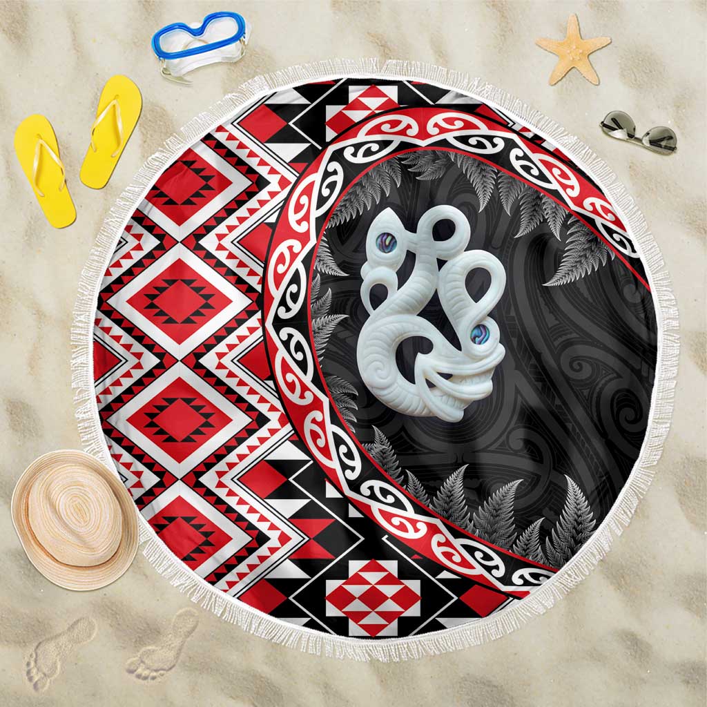 Red Taniko Motif Aotearoa Manaia and Silver Fern Beach Blanket LT03 One Size 150cm Red - Polynesian Pride