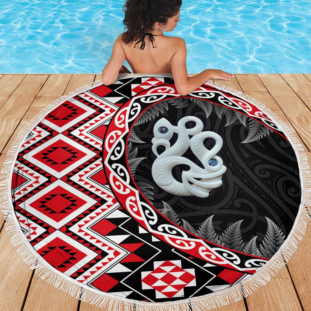 Red Taniko Motif Aotearoa Manaia and Silver Fern Beach Blanket LT03 - Polynesian Pride