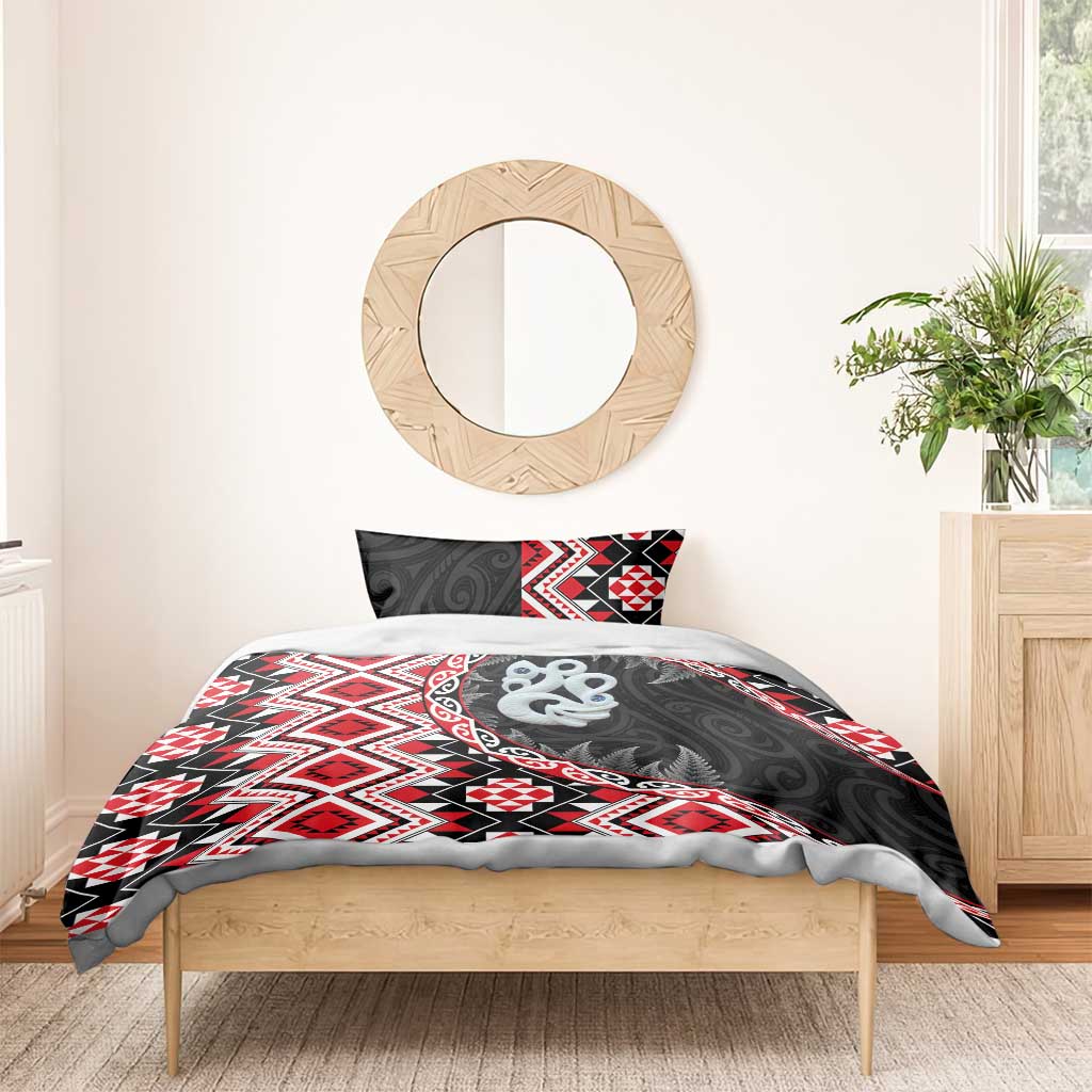 Red Taniko Motif Aotearoa Manaia and Silver Fern Bedding Set