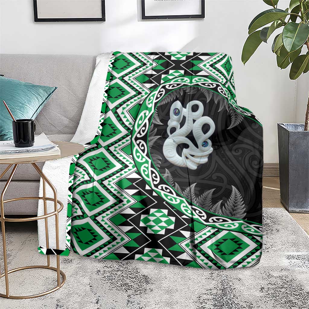 Green Taniko Motif Aotearoa Manaia and Silver Fern Blanket LT03 - Polynesian Pride