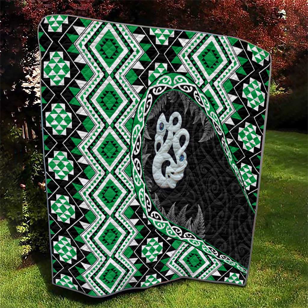 Green Taniko Motif Aotearoa Manaia and Silver Fern Quilt