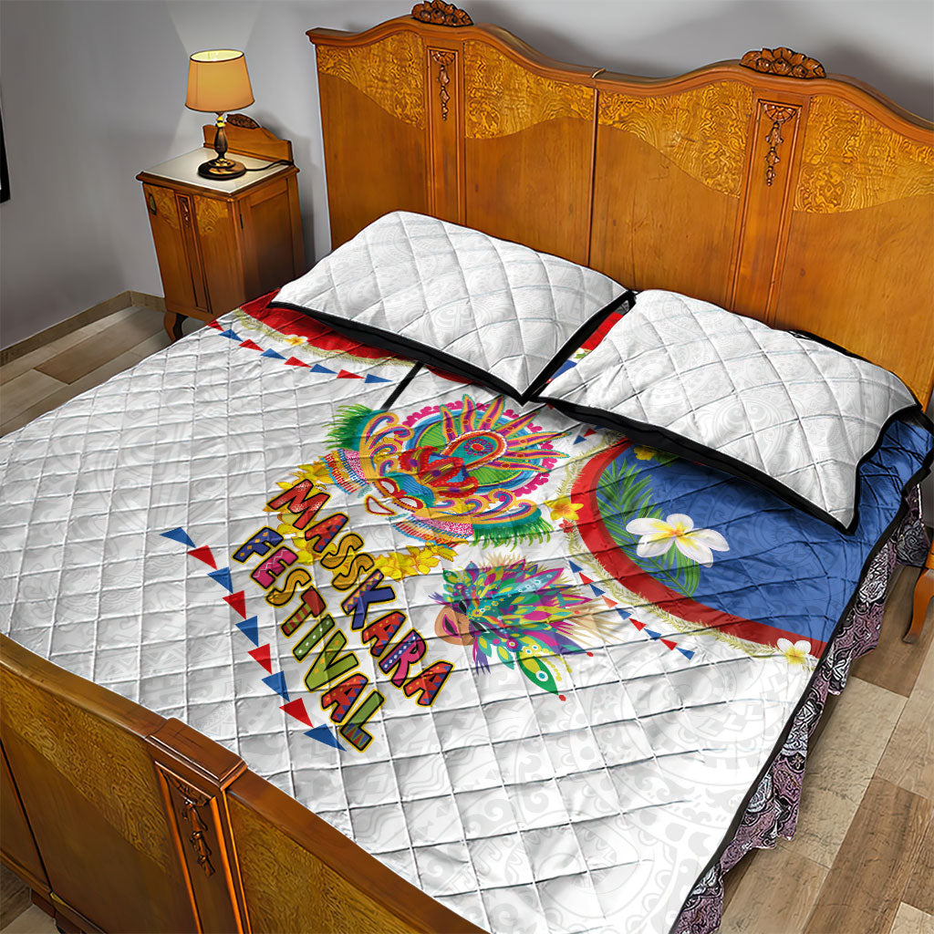 Philippines MassKara Festival Quilt Bed Set Smile Masks with Hawaiian Art Pattern and Tropical Plants