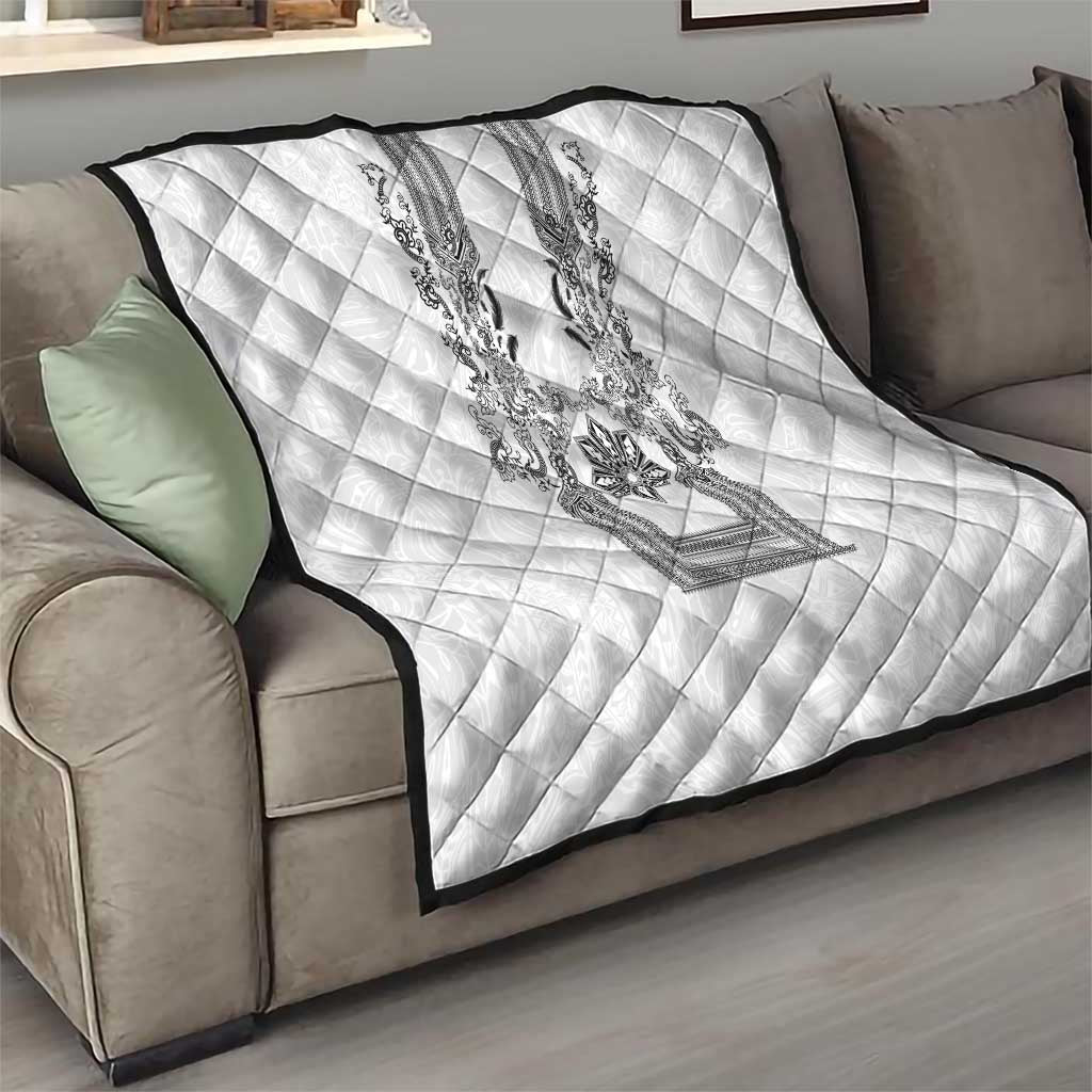 Philippines Barong Style Quilt with Polynesian Art and Leaf Motif Black-White Color