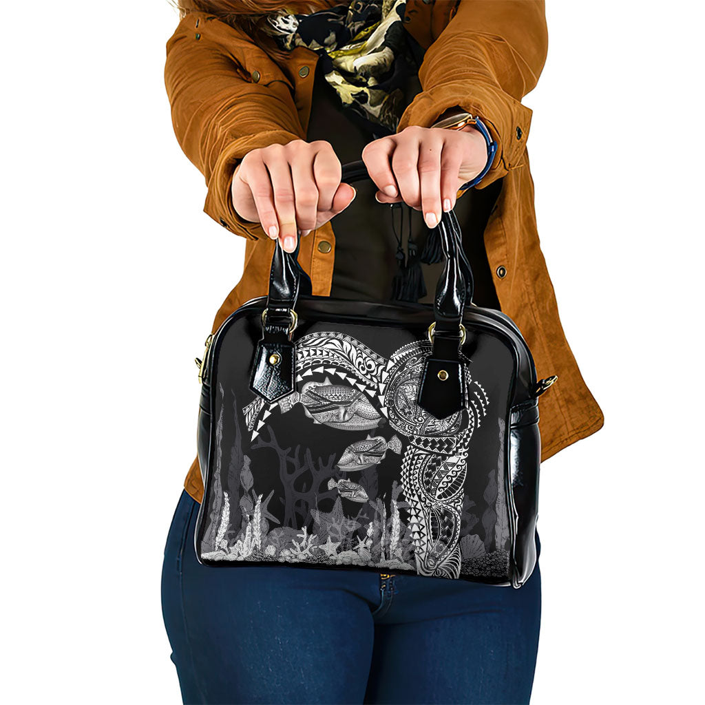 Hawaiian Reef Triggerfish Shoulder Handbag Polynesian Art with Tribal Humuhumunukunukuapua'a LT03 One Size Black - Polynesian Pride