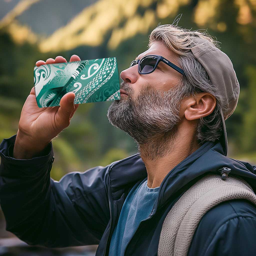 Personalised New Zealand Aotearoa Darts Masters 4 in 1 Can Cooler Tumbler Maori Art Tattoo with Tribal Dart Symbol Teal Color - Polynesian Pride