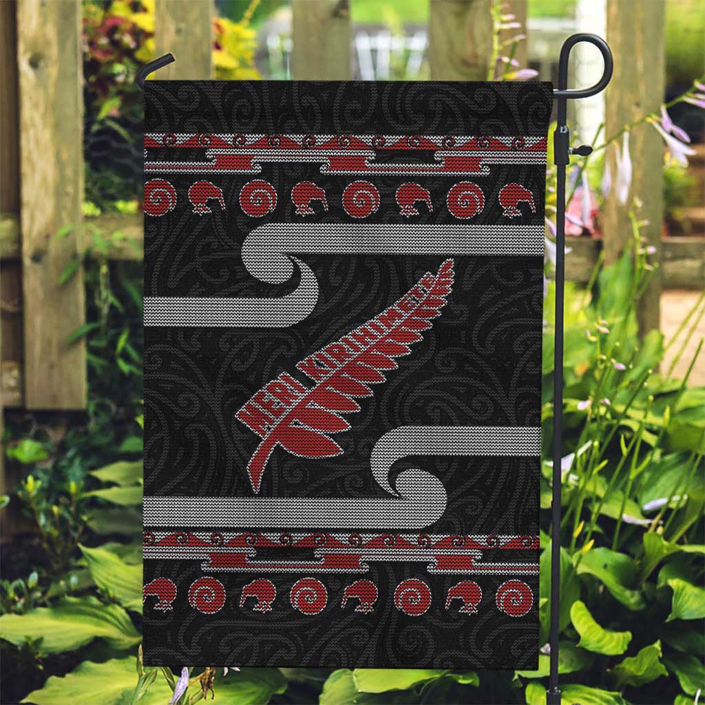New Zealand Christmas Garden Flag Meri Kirihimete Silver Fern Knit Style Red Color - Polynesian Pride
