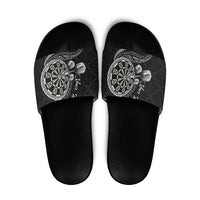 Personalised Niue Darts Masters Slide Sandals Tribal Hiapo Dartboard - Polynesian Pride