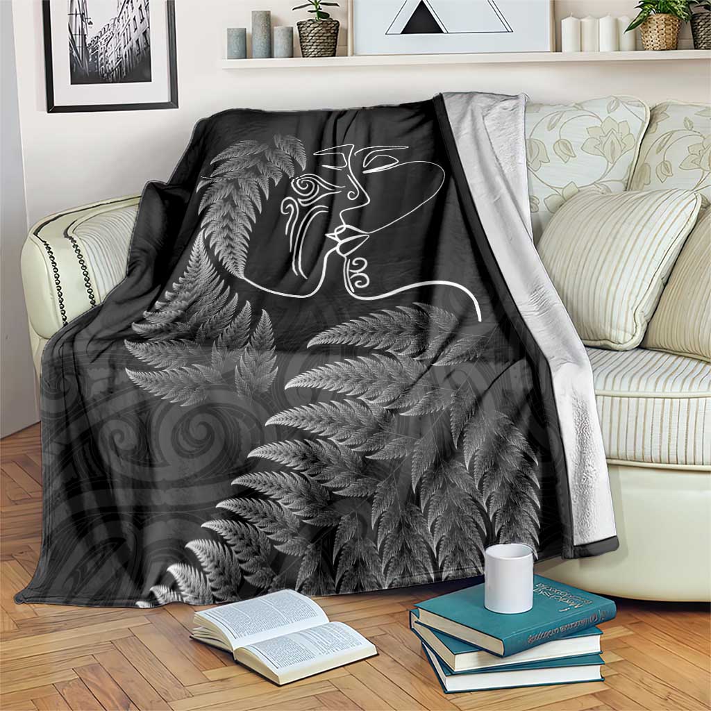 New Zealand Valentine's Day Blanket Silver Fern and Line Art Love Couple