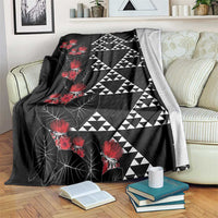 Hawaiian White Kakau Art Tattoo-Ohia Lehua and Taro Leaves Blanket LT03 Black-White - Polynesian Pride