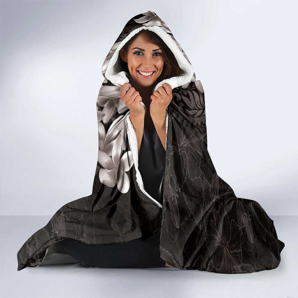 Hawaiian Plumeria-Polynesian Art Tattoo Grayscale Color Hooded Blanket LT03 - Polynesian Pride