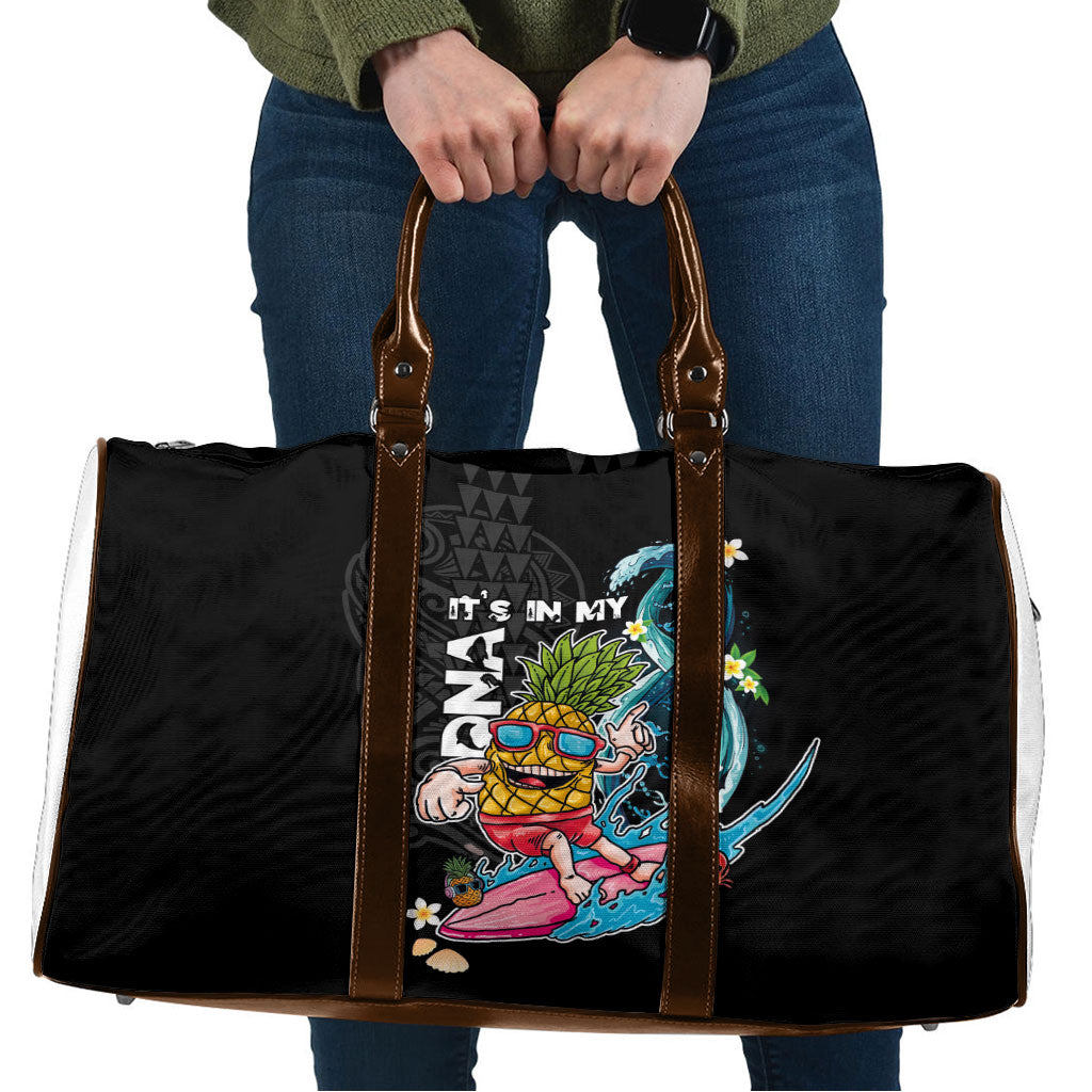 Hawaii Pineapple Surfing Travel Bag It's in My DNA - Kakau and Polynesian Pattern LT03 Black - Polynesian Pride