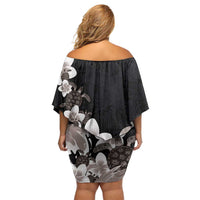 Hawaiian Plumeria and Turtle Off Shoulder Short Dress with Polynesian Tribal Art Pattern Grayscale Color LT03 - Polynesian Pride
