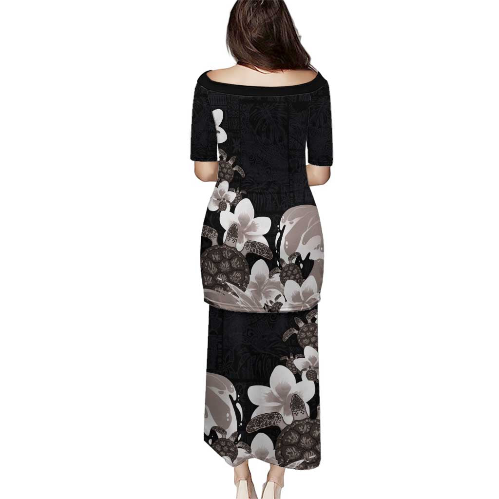Hawaiian Plumeria and Turtle Puletasi with Polynesian Tribal Art Pattern Grayscale Color LT03 - Polynesian Pride