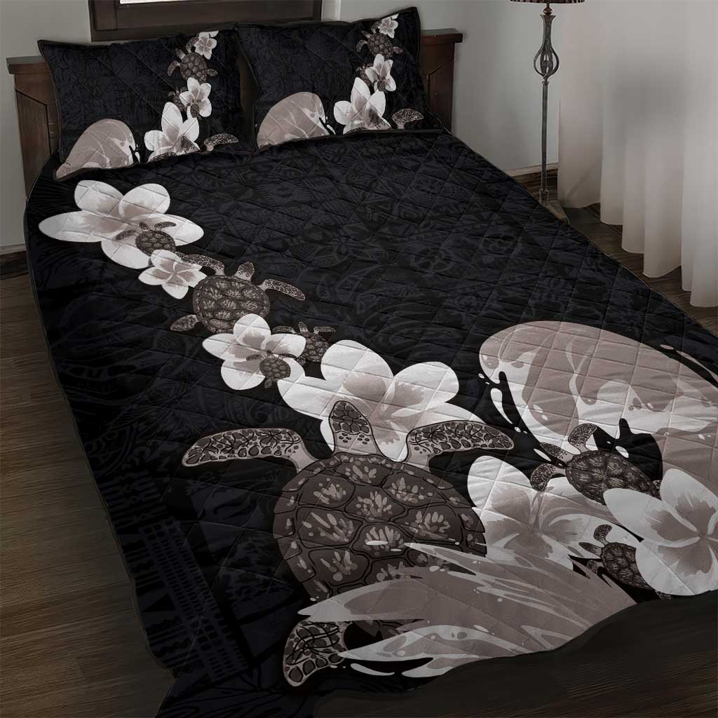 Hawaiian Plumeria and Turtle Quilt Bed Set with Polynesian Tribal Art Pattern Grayscale Color