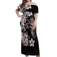 Hawaiian Lei Day Off Shoulder Maxi Dress Plumeria and Turtle with Polynesian Tribal Pattern Grayscale Color LT03 Women Black - Polynesian Pride