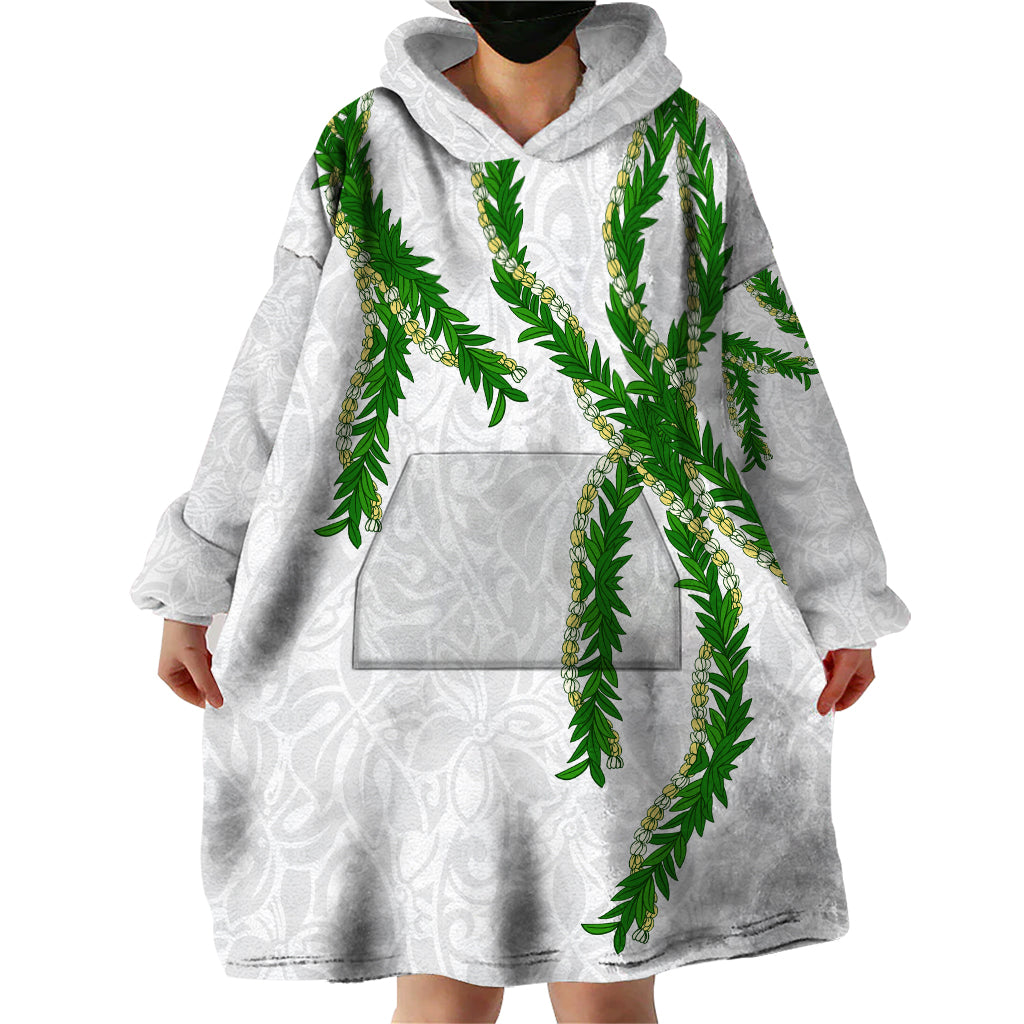 Hawaii Maile Lei Wearable Blanket Hoodie Aloha White Color LT03 - Polynesian Pride