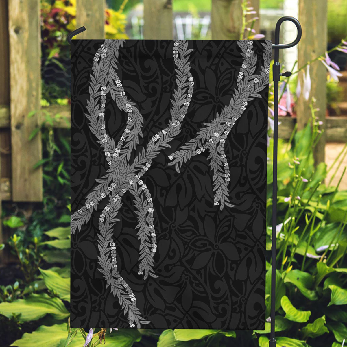 Hawaii Maile Lei Garden Flag Aloha Grayscale Color LT03 Garden Flag Grayscale - Polynesian Pride