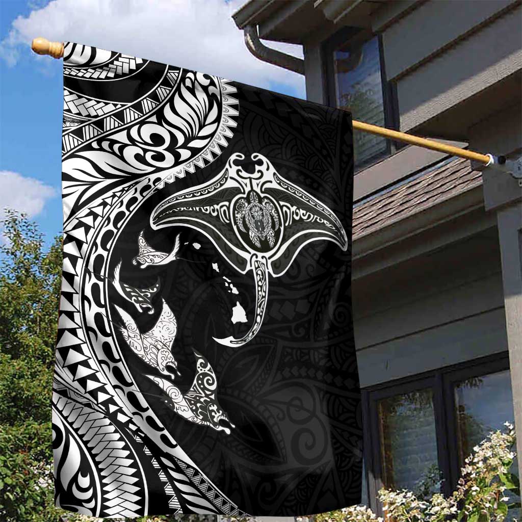Hawaiian Manta Ray and Polynesian Tribal Tattoo Garden Flag Black Color LT03 - Polynesian Pride