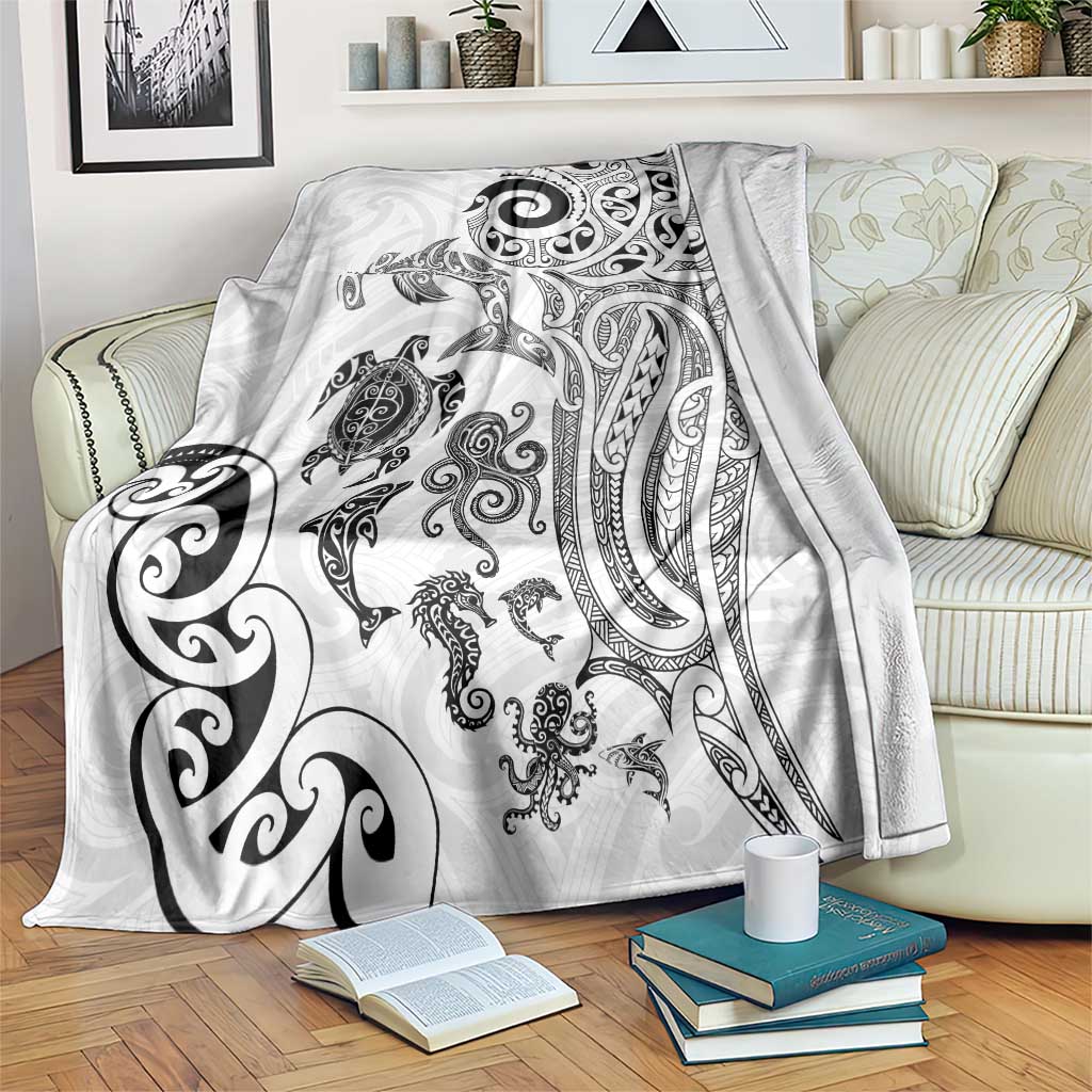 New Zealand Sea Animals with Maori Tribal Tattoo Blanket White Color LT03 White - Polynesian Pride