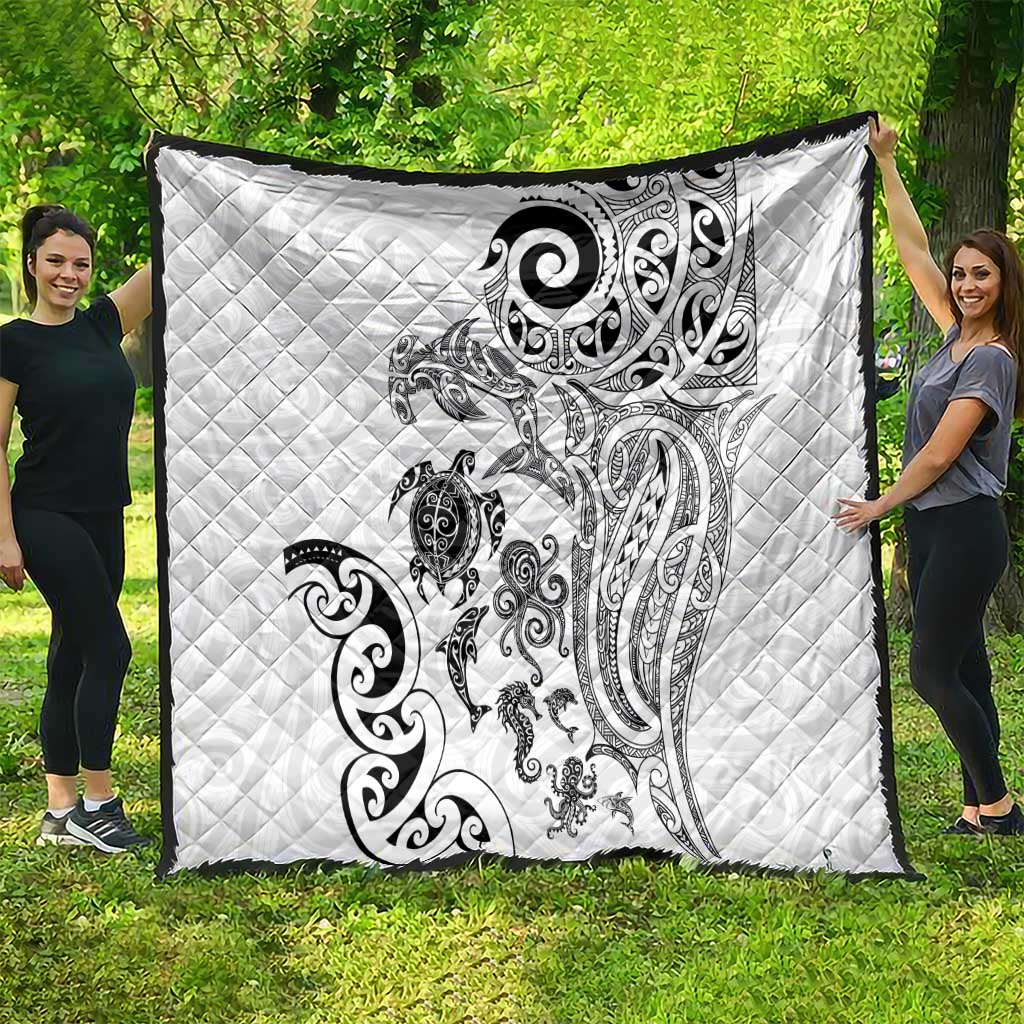 New Zealand Sea Animals with Maori Tribal Tattoo Quilt White Color