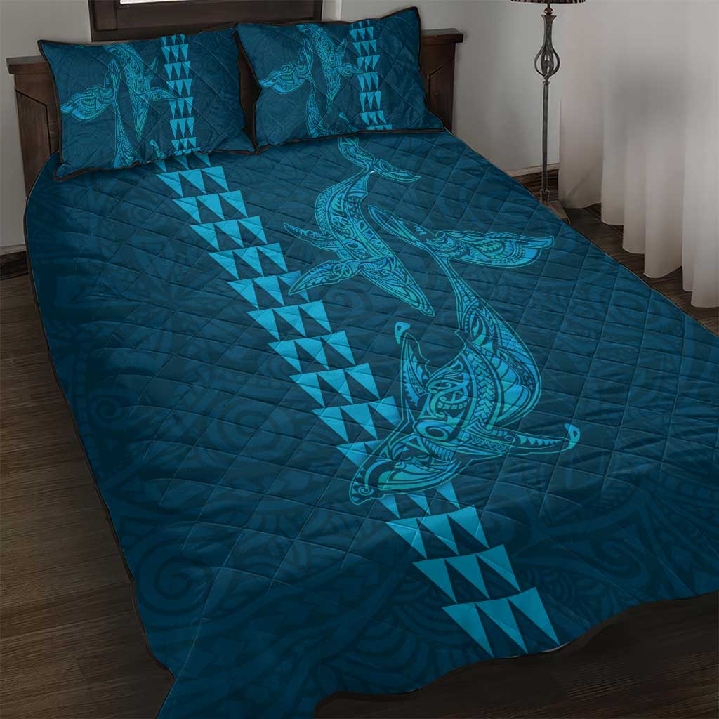 Aloha Hawaii Whale Kakau and Polynesian Tattoo Quilt Bed Set Light Blue Color